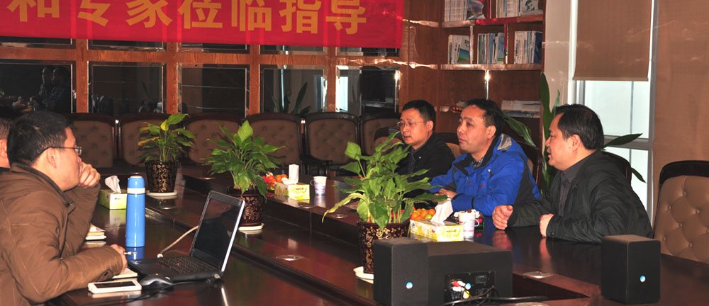 全國(guó)電磁計(jì)量技術(shù)委員會(huì)邵海明秘書(shū)長(zhǎng)在湖南省計(jì)量檢測(cè)研究院李慶先副院長(zhǎng)的陪同下，蒞臨銀河電氣指導(dǎo)工作