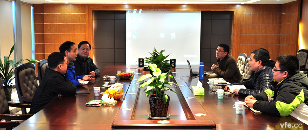 全國(guó)電磁計(jì)量技術(shù)委員會(huì)邵海明秘書(shū)長(zhǎng)在湖南省計(jì)量檢測(cè)研究院李慶先副院長(zhǎng)的陪同下，蒞臨銀河電氣指導(dǎo)工作