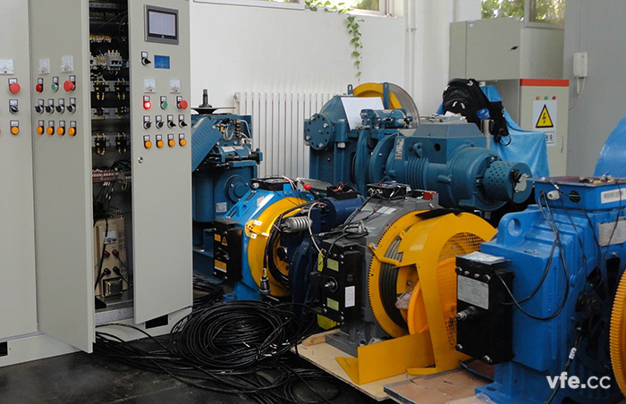 曳引機(jī)試驗(yàn)現(xiàn)場圖例 曳引機(jī)試驗(yàn)現(xiàn)場圖例