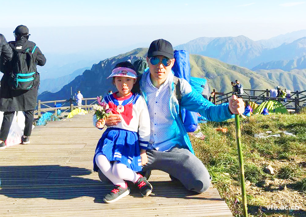 走著走著 你就長(zhǎng)大了 走著走著 你就長(zhǎng)大了