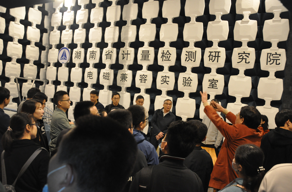 聯(lián)學(xué)聯(lián)創(chuàng)，半床棉被